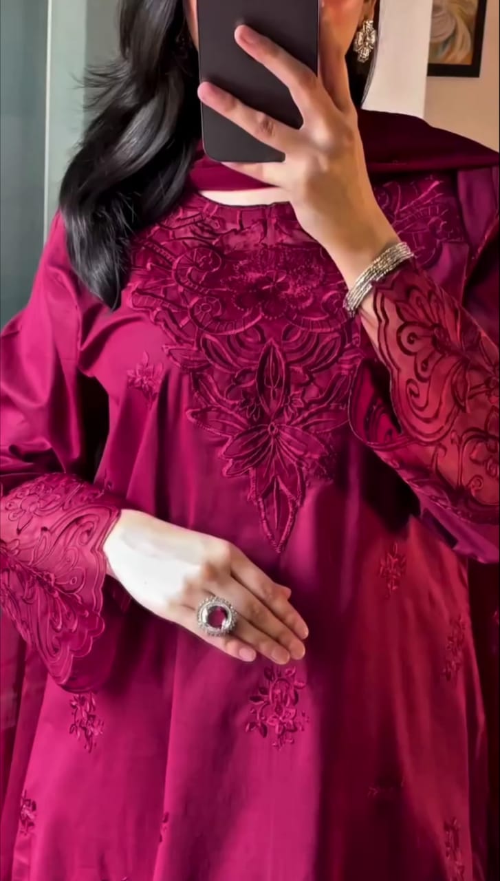 Royal Elegance 3PC Embroidered Suit