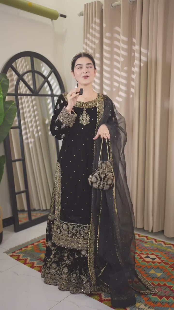 BLACK DIAMOND WOMEN FESTIVE DRESS